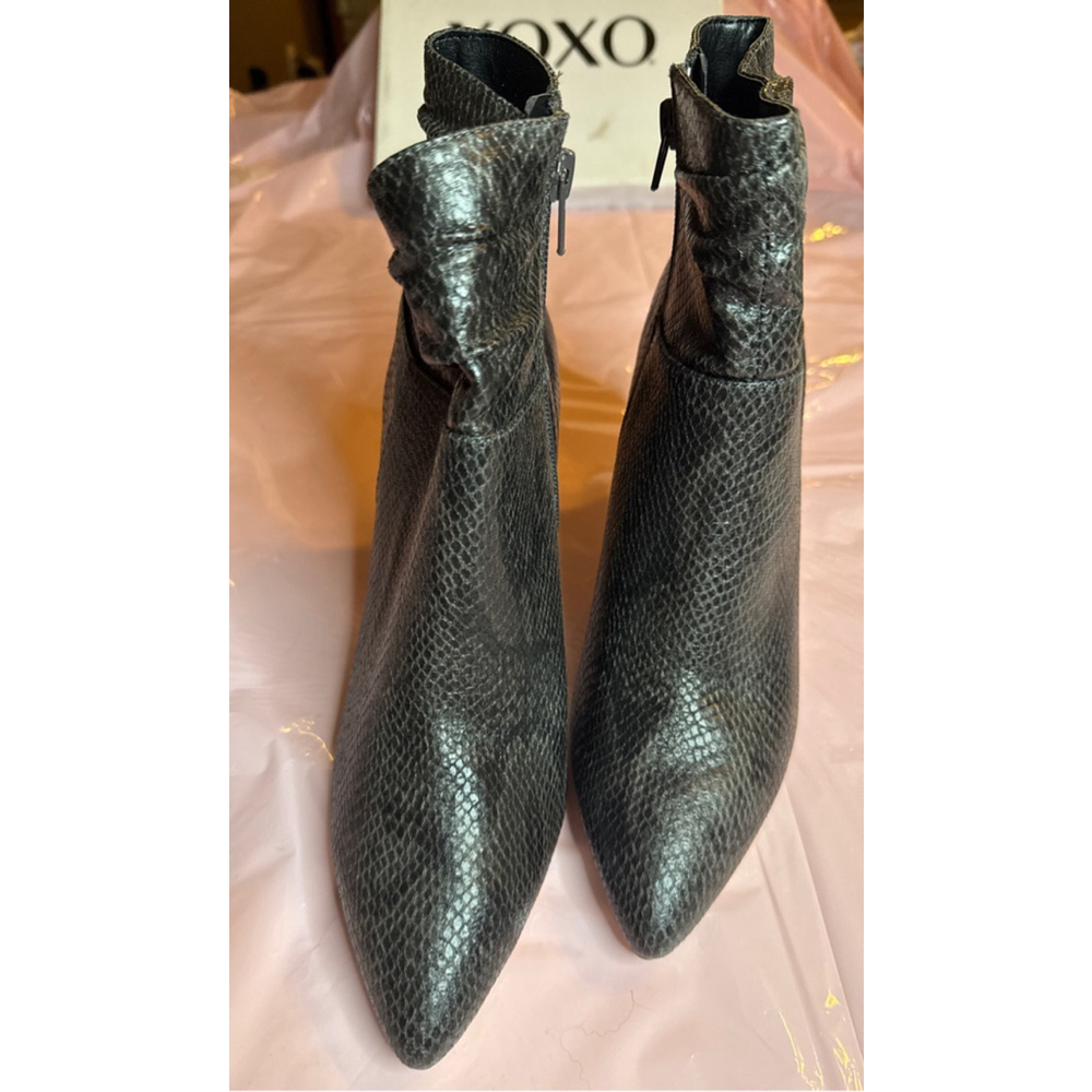 Women's XOXO Charcoal Snakeskin Pointed Toe Ankle Boots Booties - Picture 3 of 3
